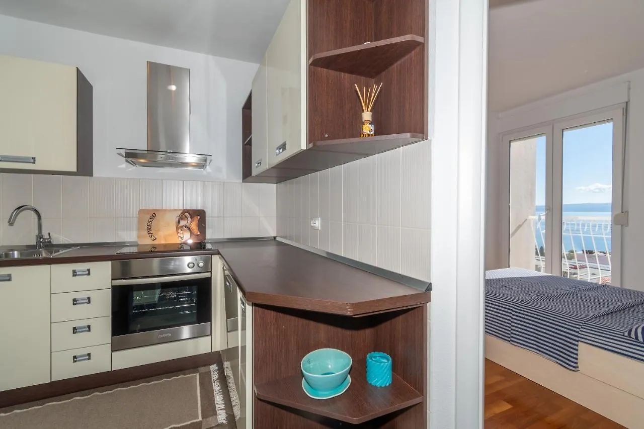 Trstenik Beach Apartment Split